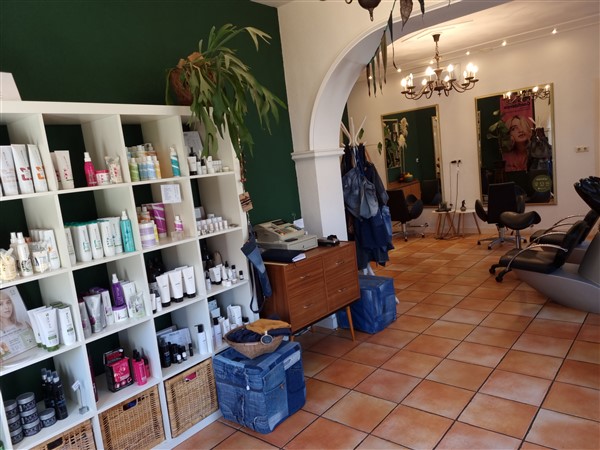 foto salon20230419_170058